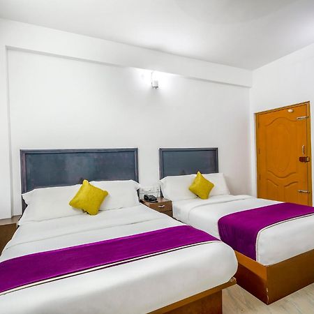 Fabhotel Abrigo Residency Anaviratty Exterior foto