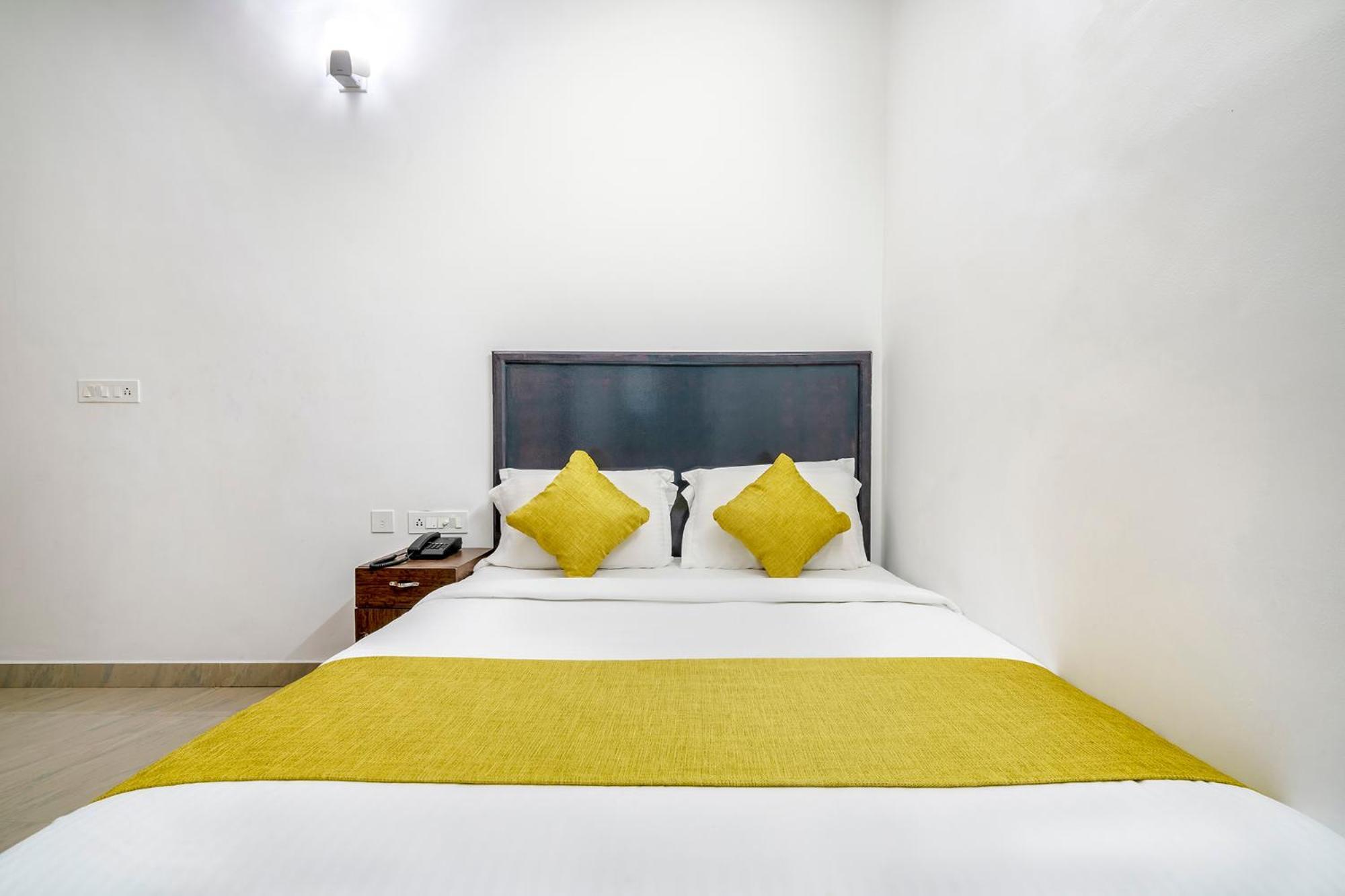 Fabhotel Abrigo Residency Anaviratty Exterior foto